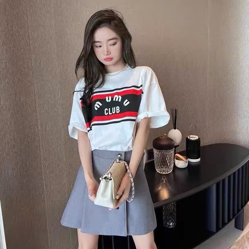 ANU229 - ÁO PHÔNG NỮ TRẮNG MIUMIU PHỐI ĐEN ĐỎ