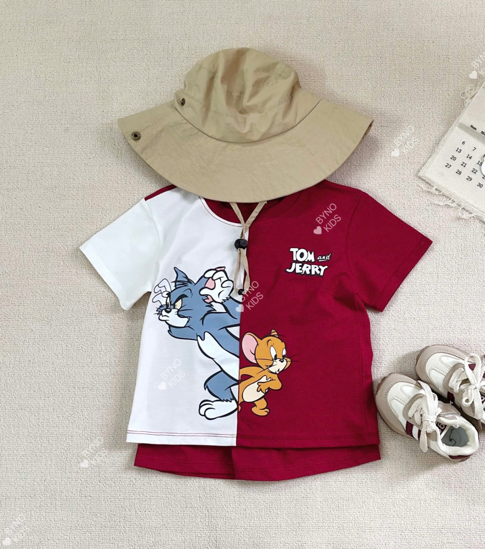 T713 - BỘ ĐÙI BÉ TRAI ÁO TRẮNG PHỐI ĐỎ TOM JERRY