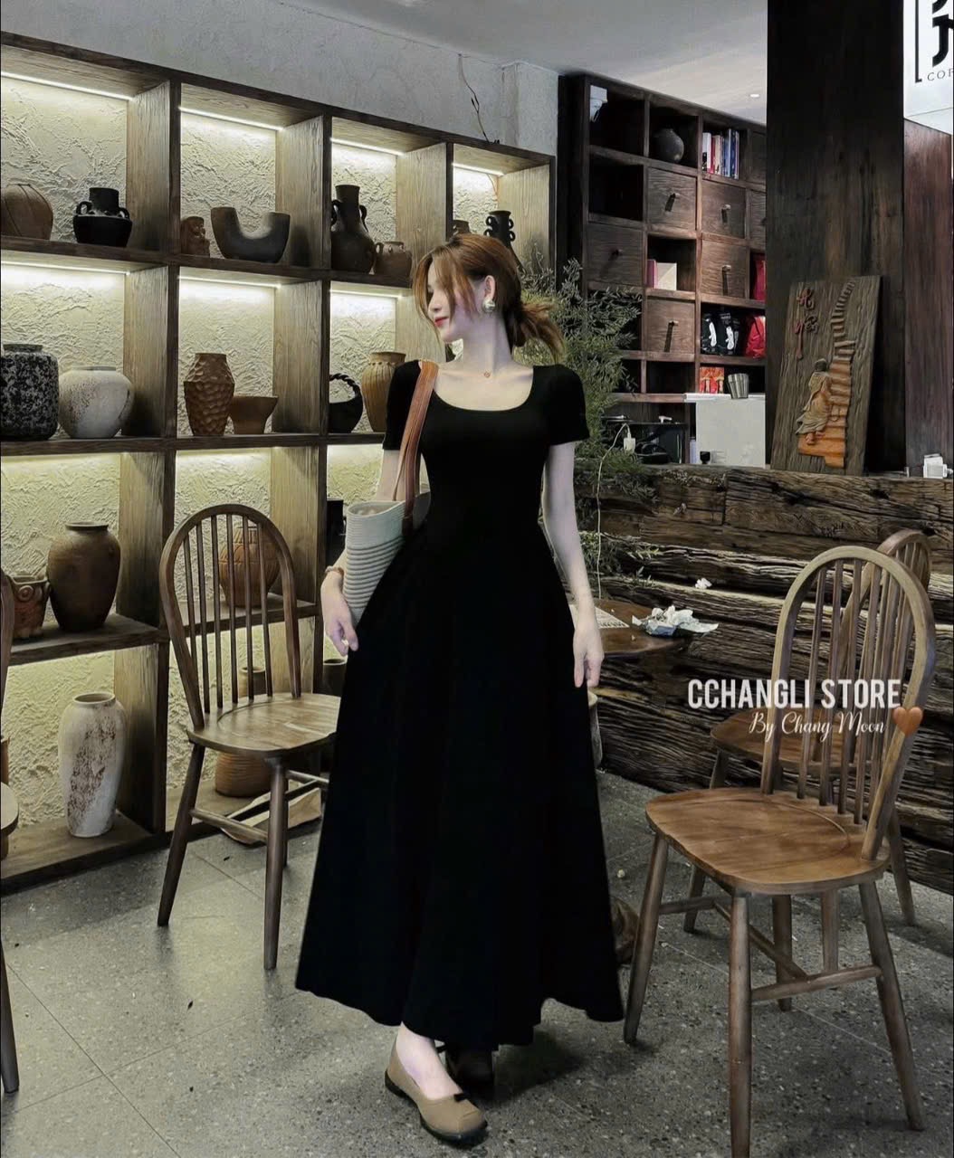 V475 - VÁY ZIP XOÈ CỔ U DÁNG DÀI