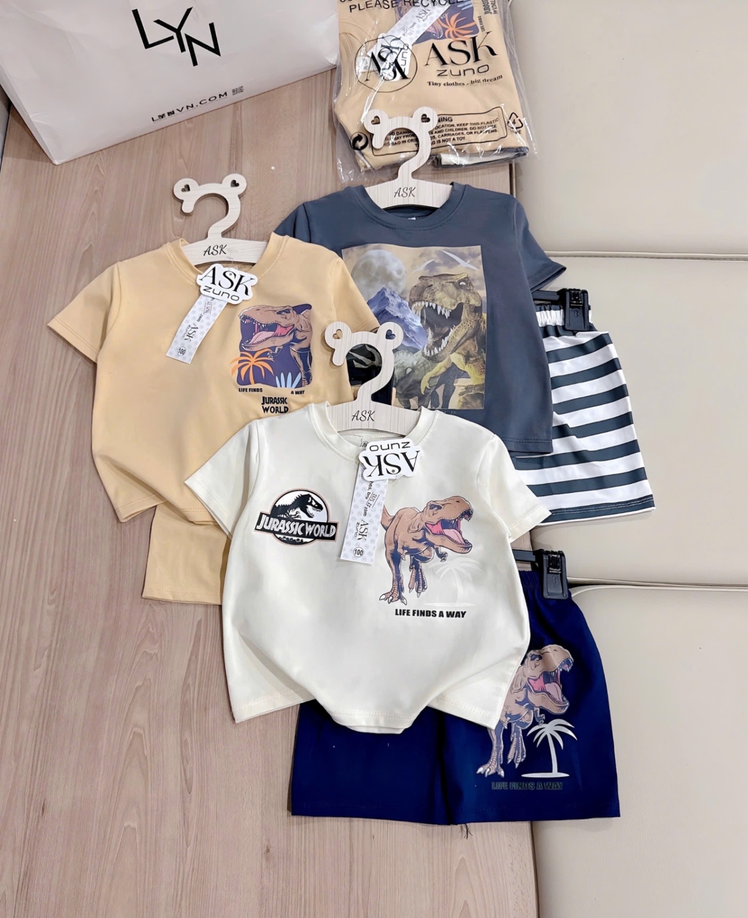 T723 - SET 3 BỘ ĐÙI BÉ TRAI KHỦNG LONG JURA xám nâu trắng