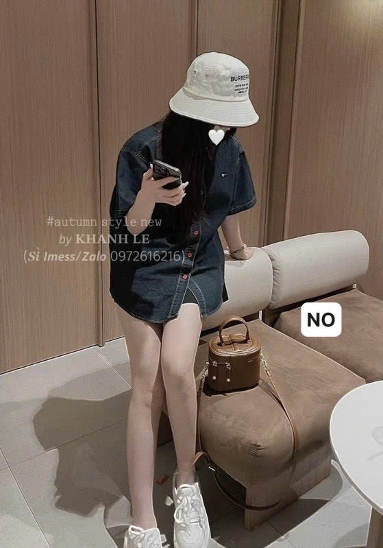 ANU230 - ÁO SƠ MI BÒ NỮ XANH ĐẬM THÊU TIM ĐỎ TRẮNG