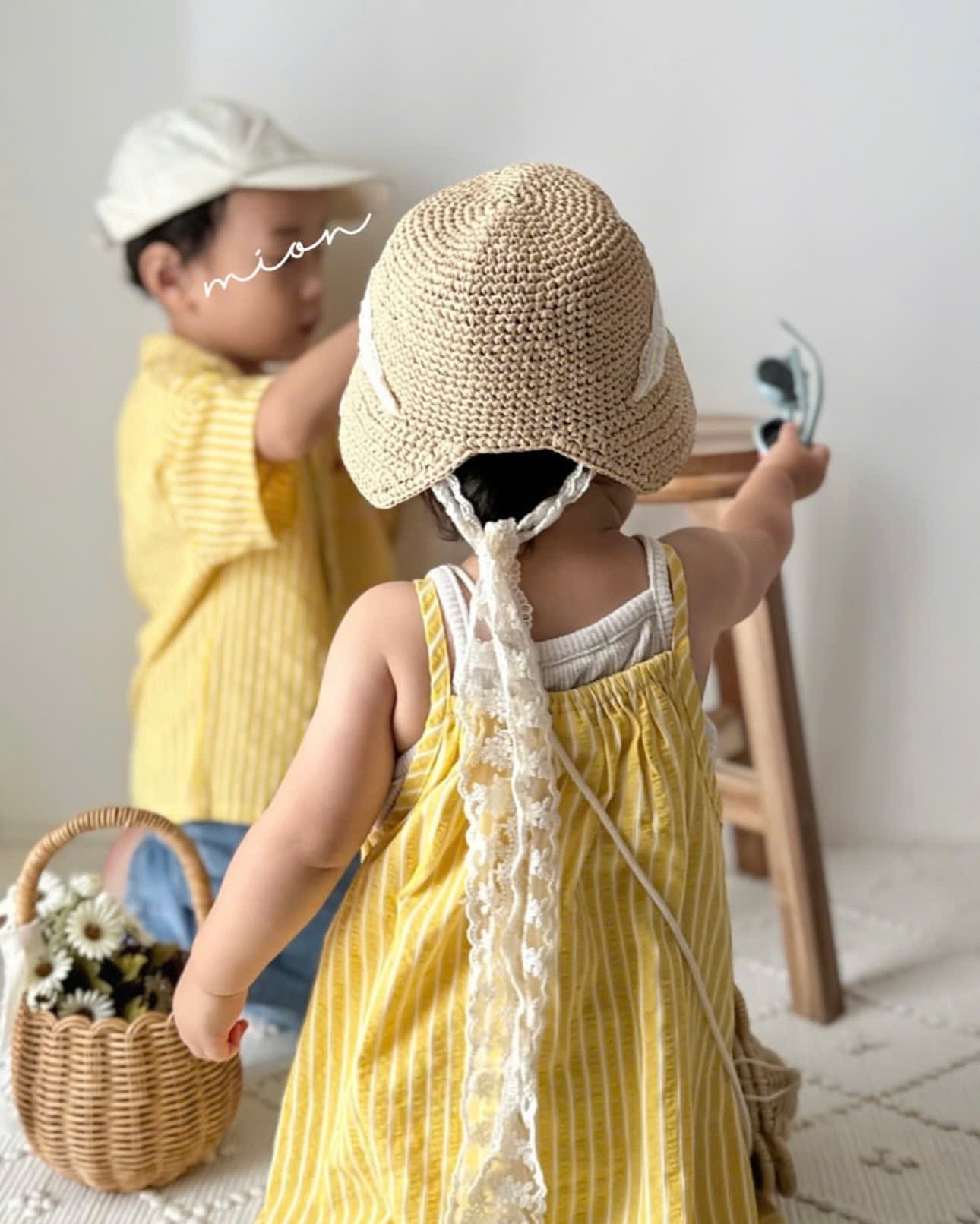 (Hàng chờ) G623 - SET BÉ TRAI GÁI VÀNG SỌC Bonito