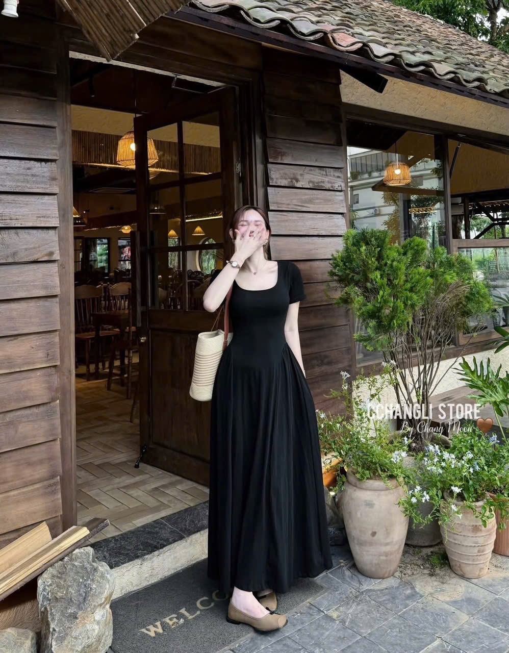 V475 - VÁY ZIP XOÈ CỔ U DÁNG DÀI