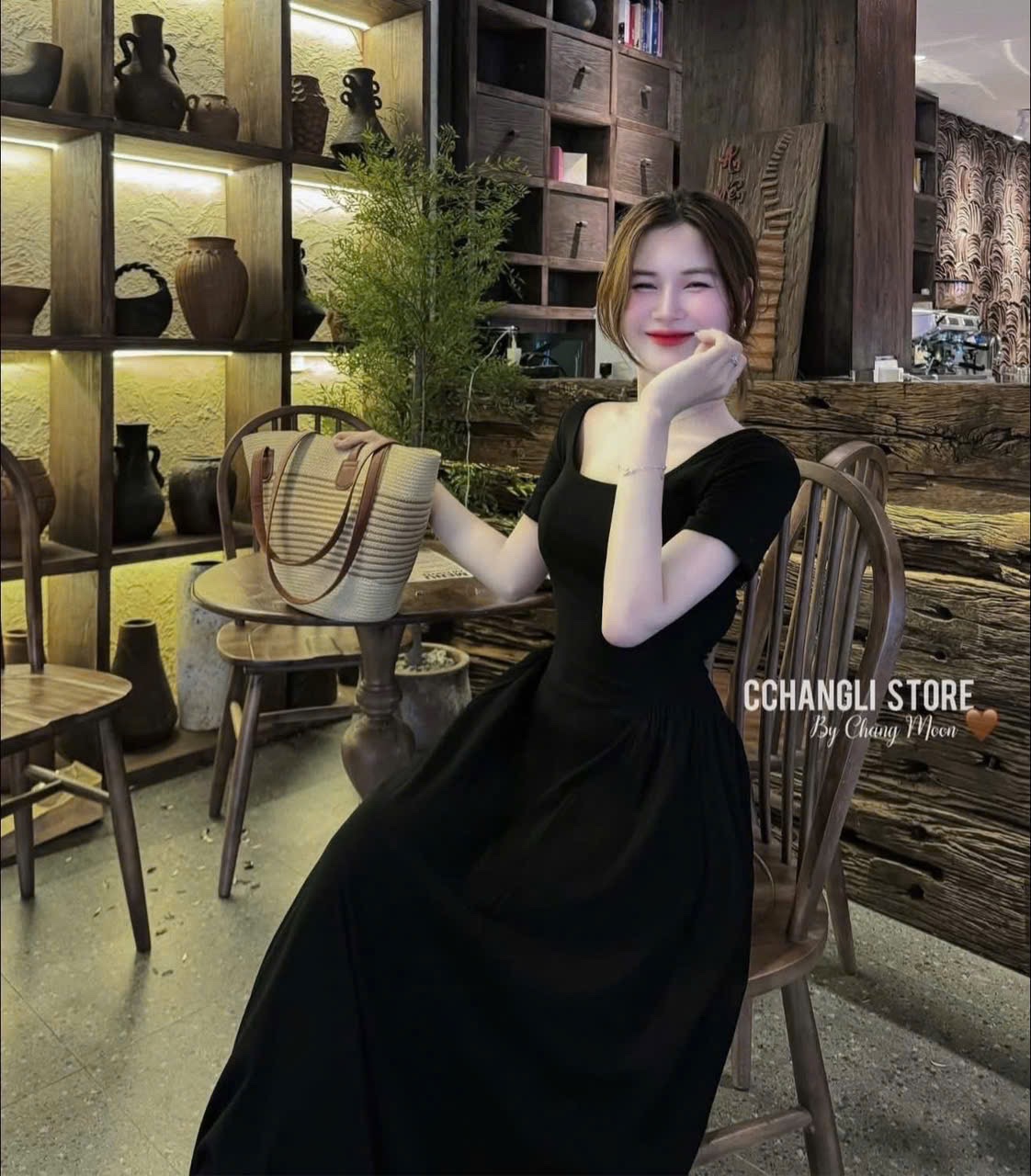 V475 - VÁY ZIP XOÈ CỔ U DÁNG DÀI