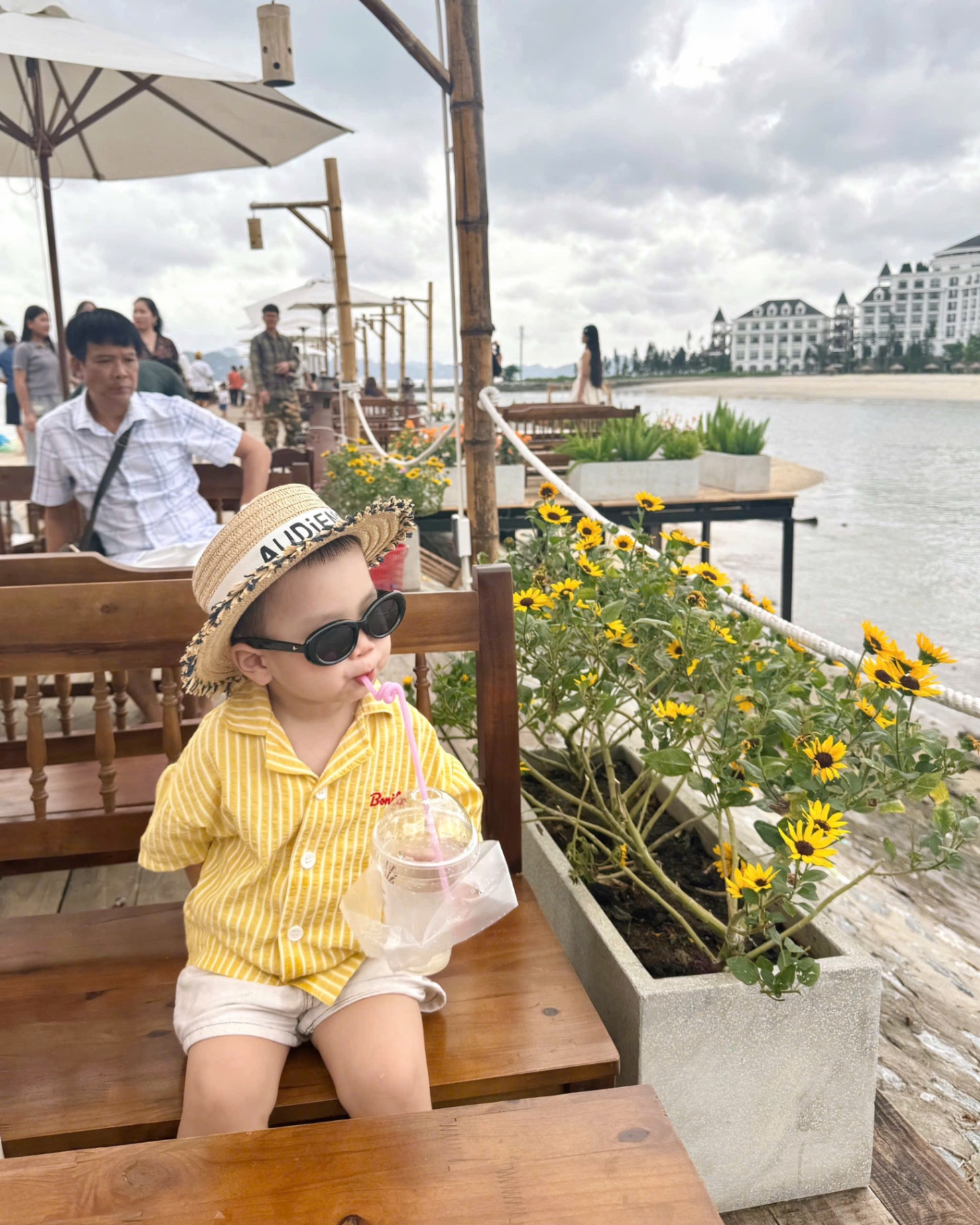 (Hàng chờ) G623 - SET BÉ TRAI GÁI VÀNG SỌC Bonito