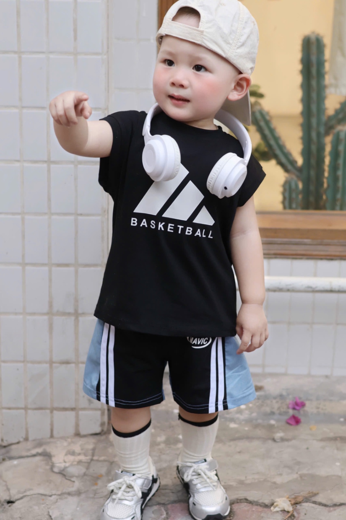 T728 - BỘ ĐÙI BÉ TRAI SÁT NÁCH ĐEN BASKETBALL