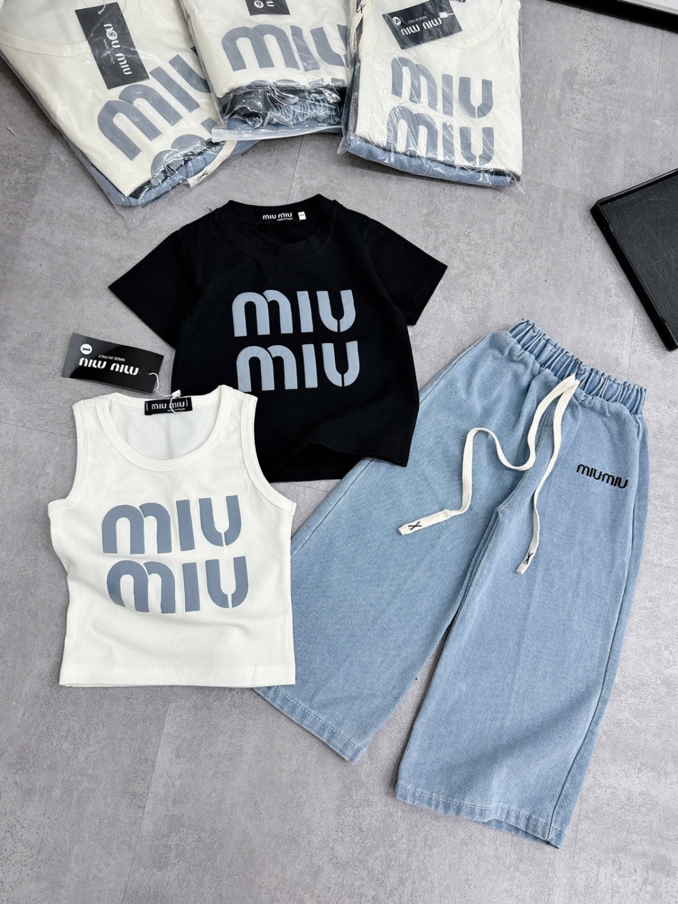 G631 - SET BÉ GÁI 3CT ÁO MIUMIU QUẦN BÒ SUÔNG