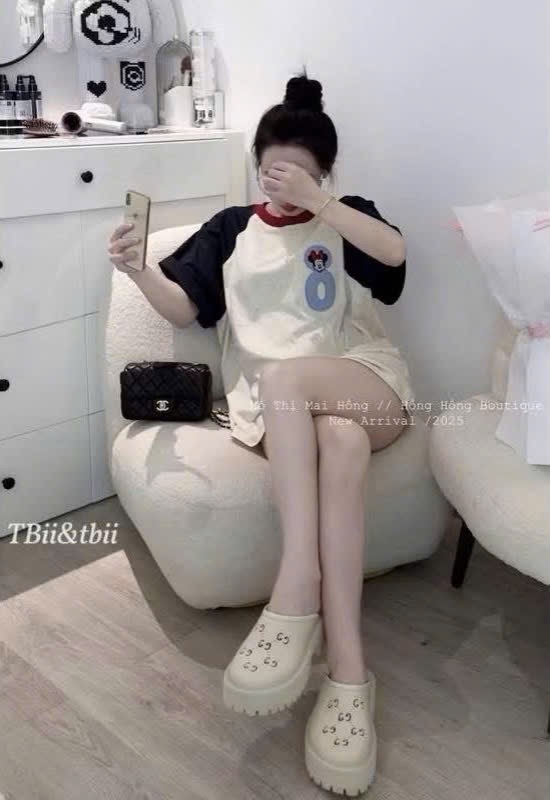 (hàng chờ) ANU238 - ÁO PHÔNG NỮ MICKEY PHỐI TAY THAN SỐ 8