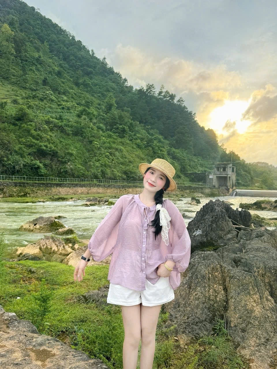 S067 - SET ÁO TÍM TAY BỒNG CÀI CÚC QUẦN SOOC TRẮNG