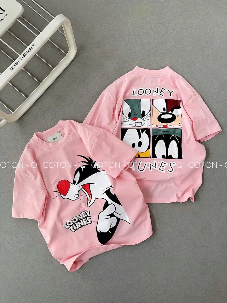 ANU241 - ÁO PHÔNG NỮ HỒNG THỎ LOONEY TUNES