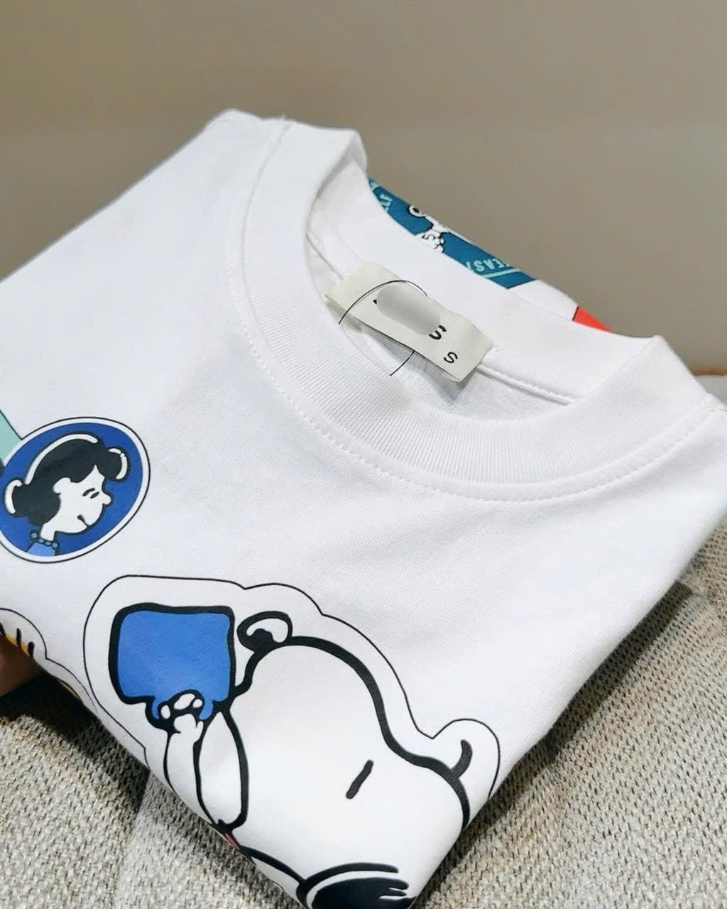 ANU239 - ÁO PHÔNG NỮ TRẮNG SNOOPY PEANUTS