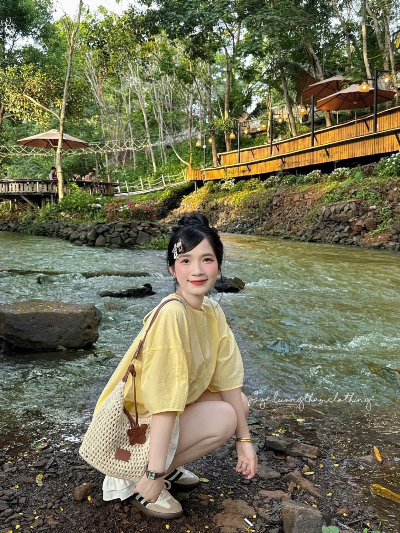 (hàng chờ) S072 - SET ÁO VÀNG TAY LỠ BÈO GẤU QUẦN BÈO TẦNG