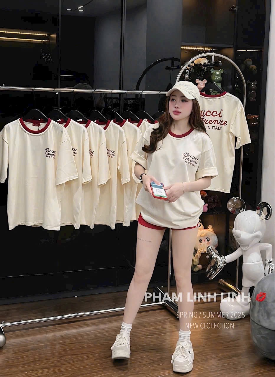 ANU247 - ÁO PHÔNG NỮ MÀU BE CỔ VIỀN ĐỎ GUCCI