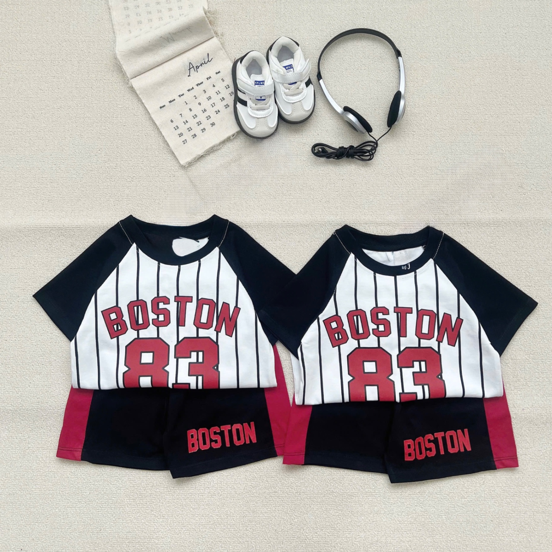 T751 - BỘ ĐÙI BÉ TRAI TRẮNG SỌC PHỐI TAY ĐEN BOSTON 83