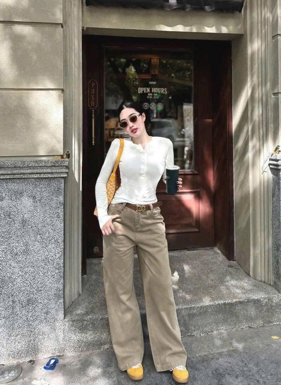 QNU607 - QUẦN JEANS SUÔNG NÂU CỐM