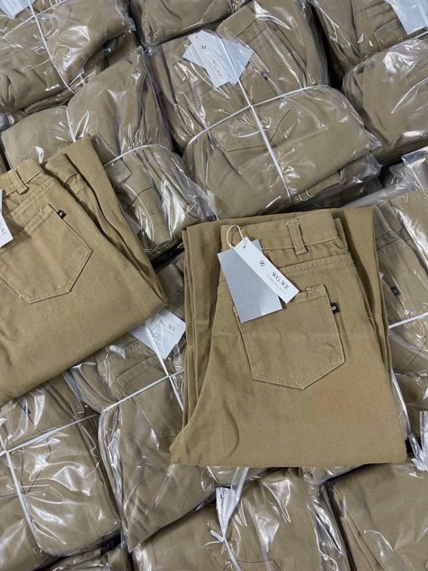 QNU607 - QUẦN JEANS SUÔNG NÂU CỐM