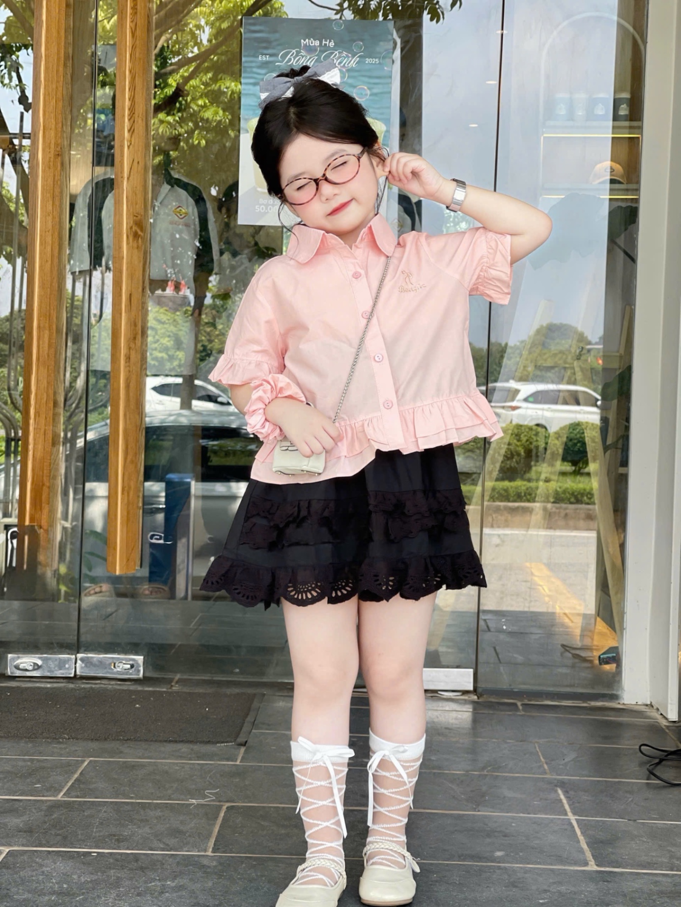 AB731 - ÁO SƠ MI BÉ GÁI BÈO GẤU THÊU NƠ Beagic