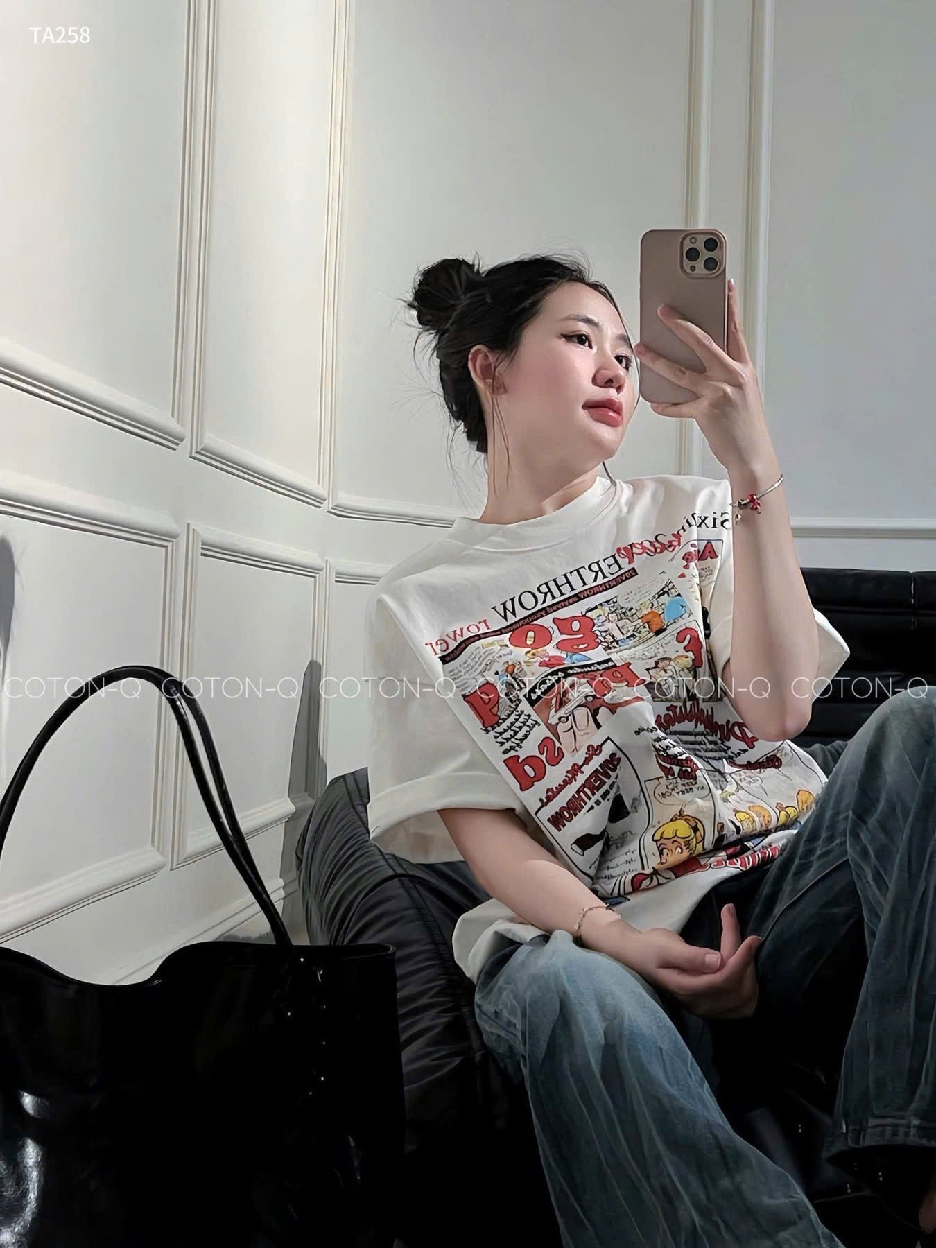 ANU267 - ÁO PHÔNG NỮ TRẮNG CHỮ MÀU SIX min