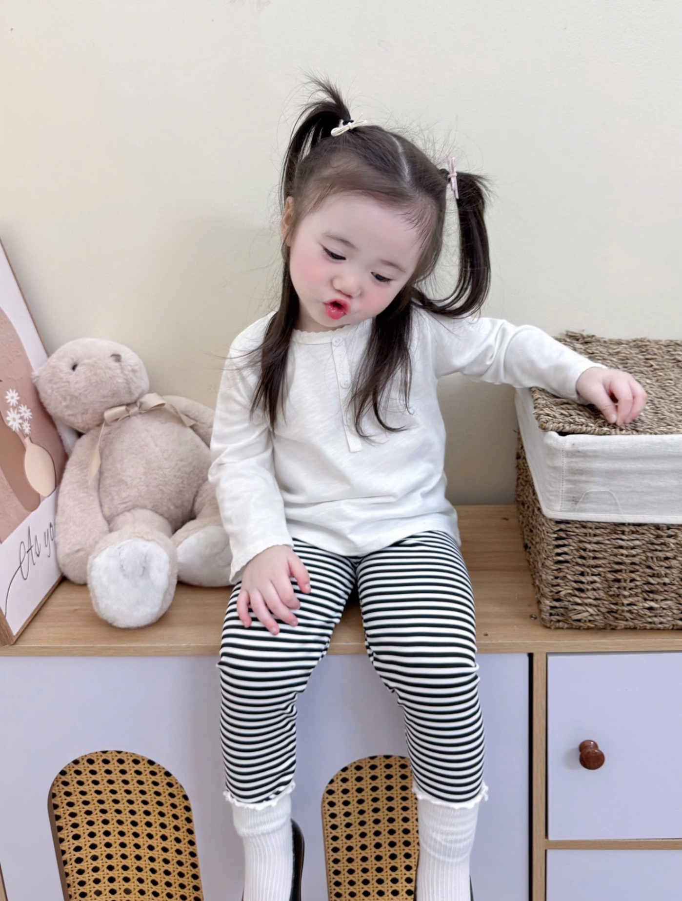 G687 - SET 2 BỘ BÉ GÁI DÀI TAY TĂM CỔ CÚC XƯỢC