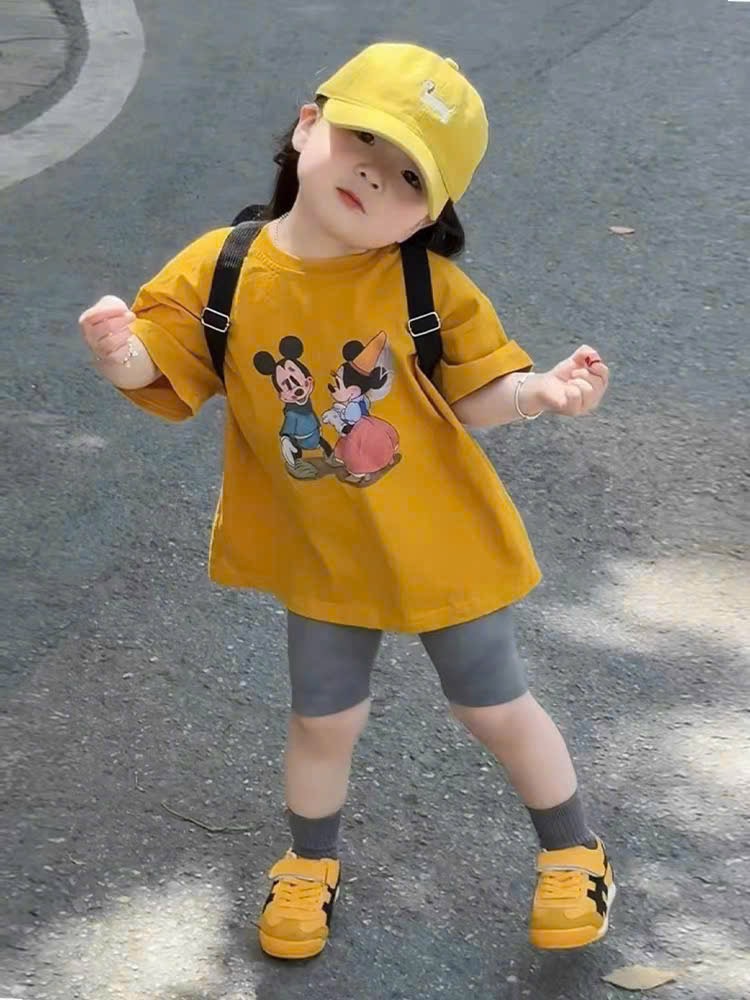 G692 - BỘ ĐÙI BÉ GÁI ÁO VÀNG MICKEY QUẦN XÁM