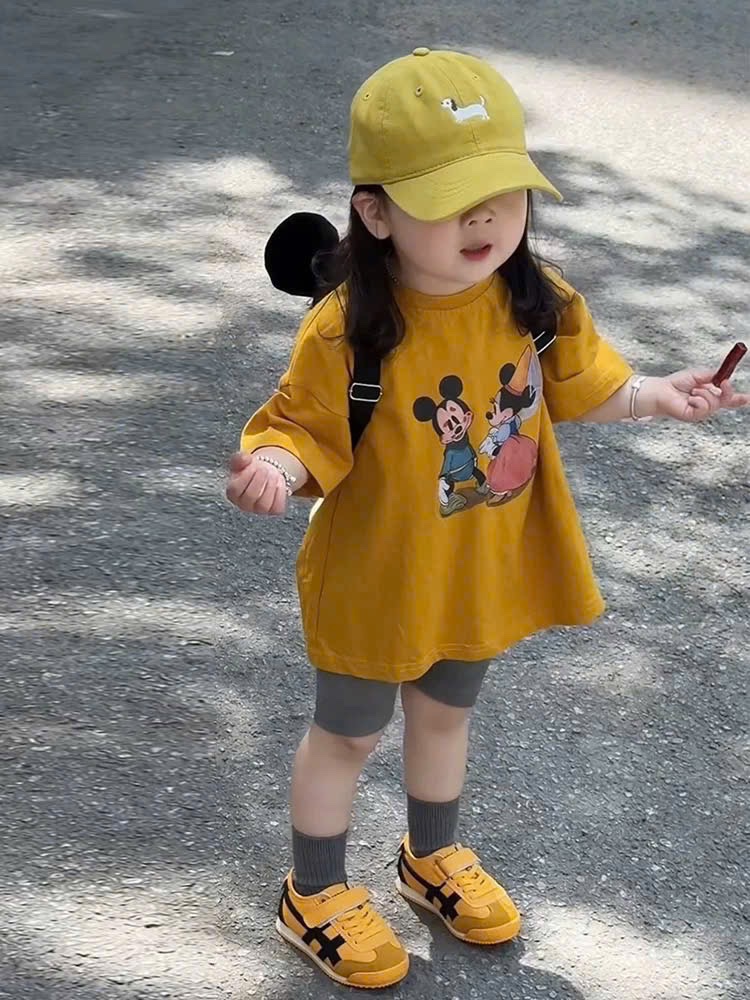 G692 - BỘ ĐÙI BÉ GÁI ÁO VÀNG MICKEY QUẦN XÁM