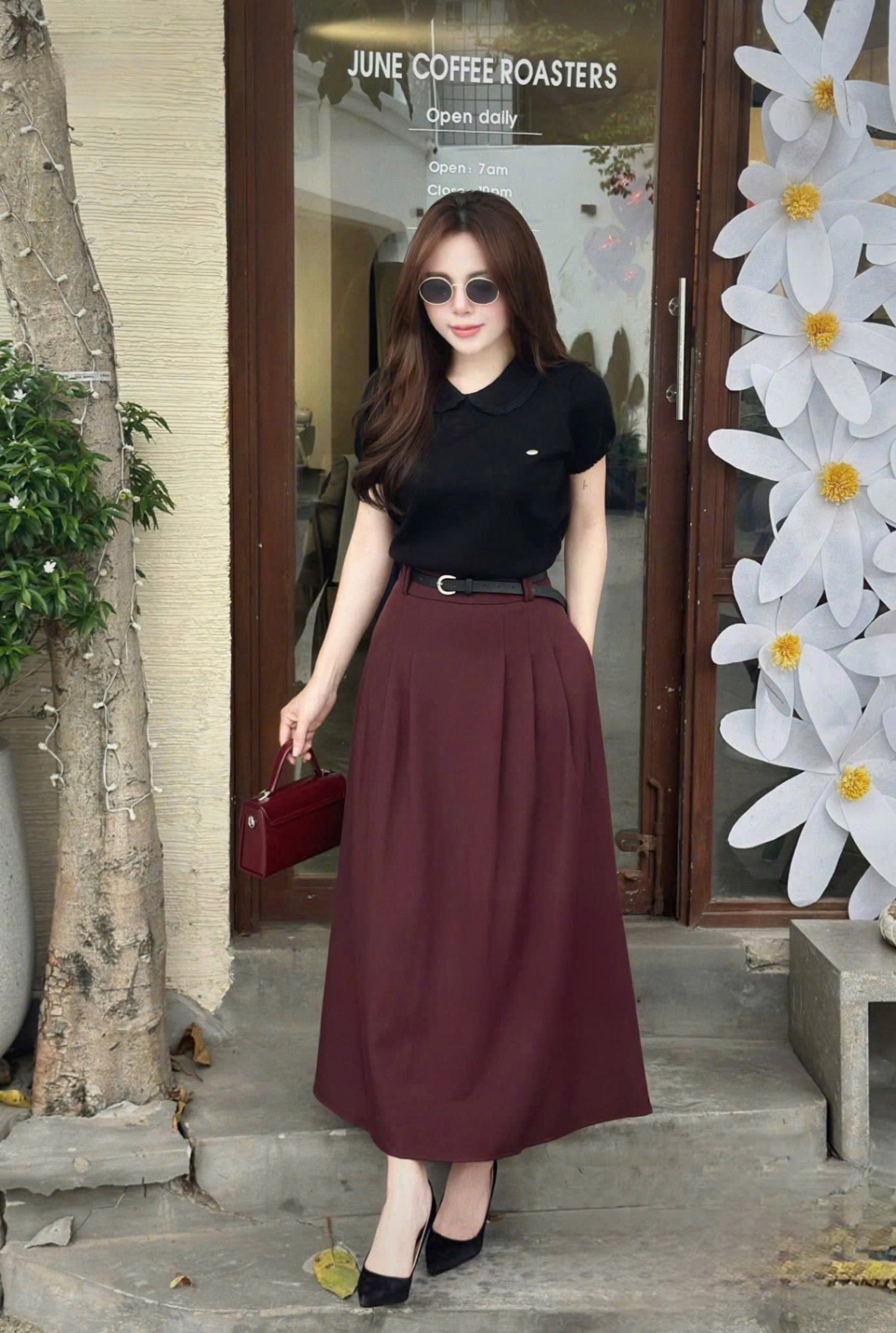 S129 - SET ÁO ĐEN CỔ SEN REN MIX CVAY ĐỎ DÀI