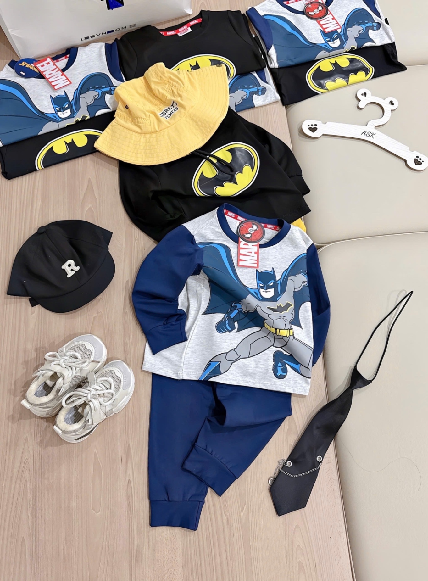 T842 - SET 2 BỘ BÉ TRAI DÀI TAY BATMAN PHỐI MÀU đen ghi