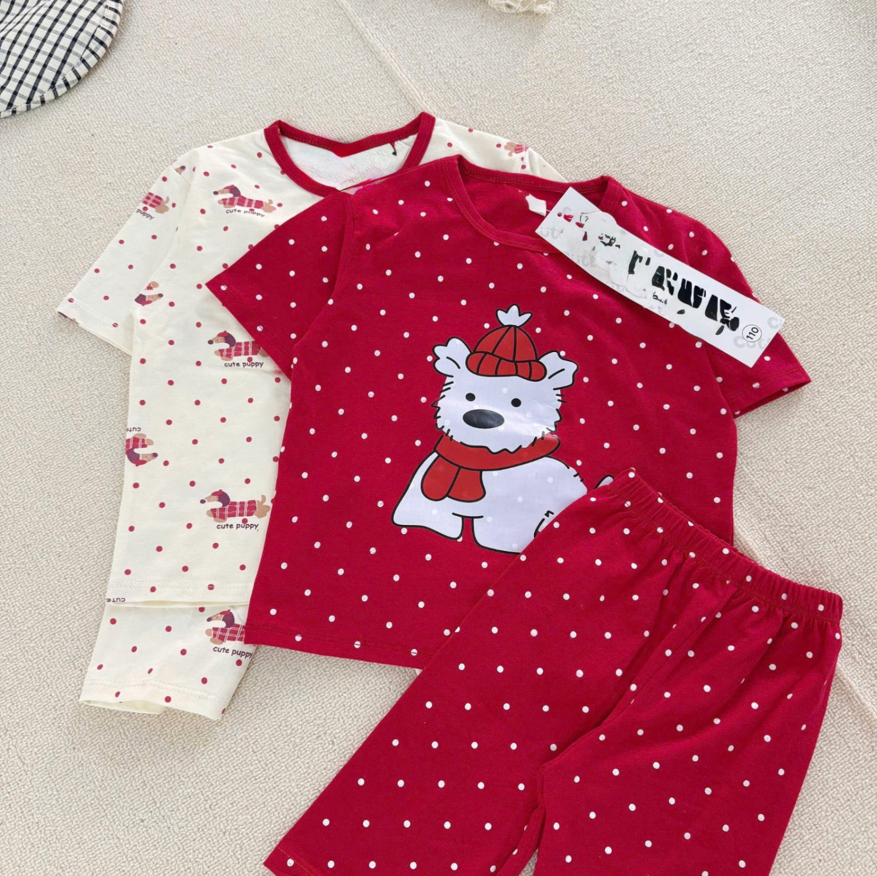 G695 - SET 2 BỘ BÉ GÁI CHẤM BI CHÓ QUẦN NGỐ đỏ be