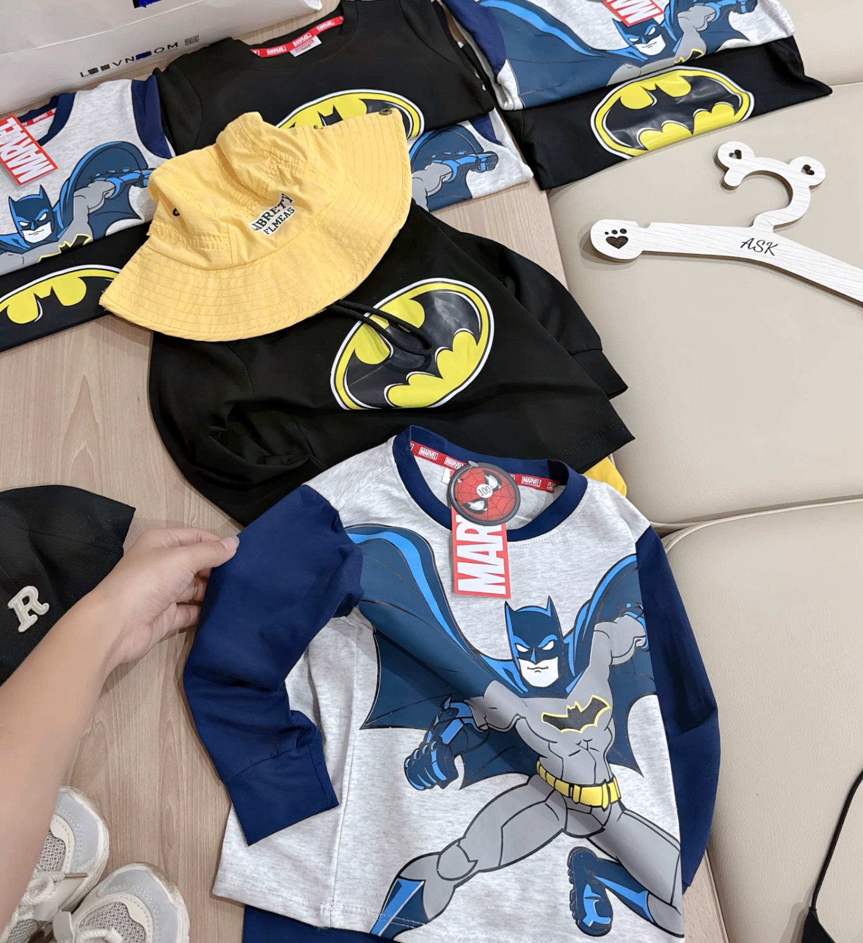 T842 - SET 2 BỘ BÉ TRAI DÀI TAY BATMAN PHỐI MÀU đen ghi