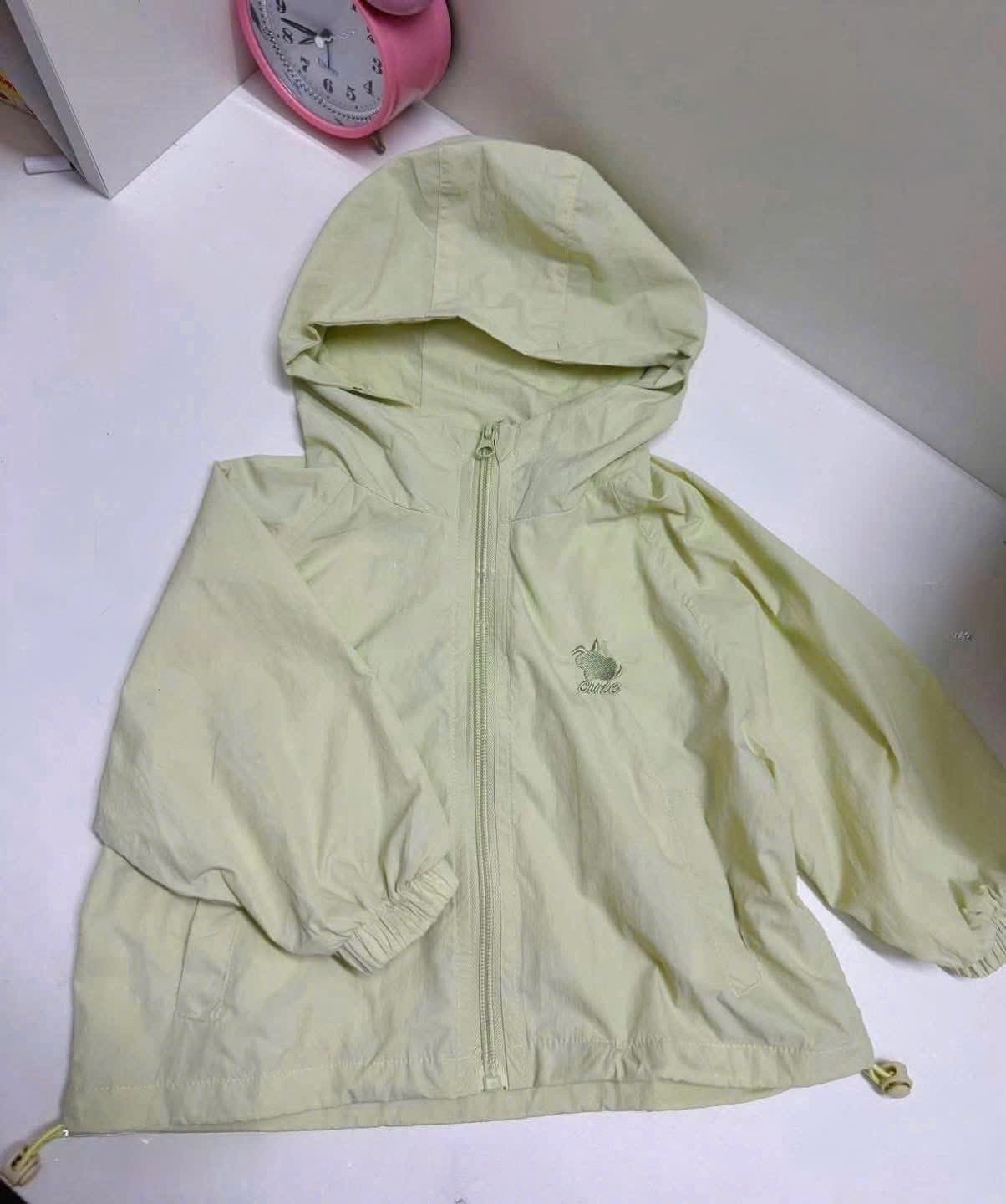 AB767 - ÁO KHOÁC GIÓ BÉ THÊU cute xanh cốm
