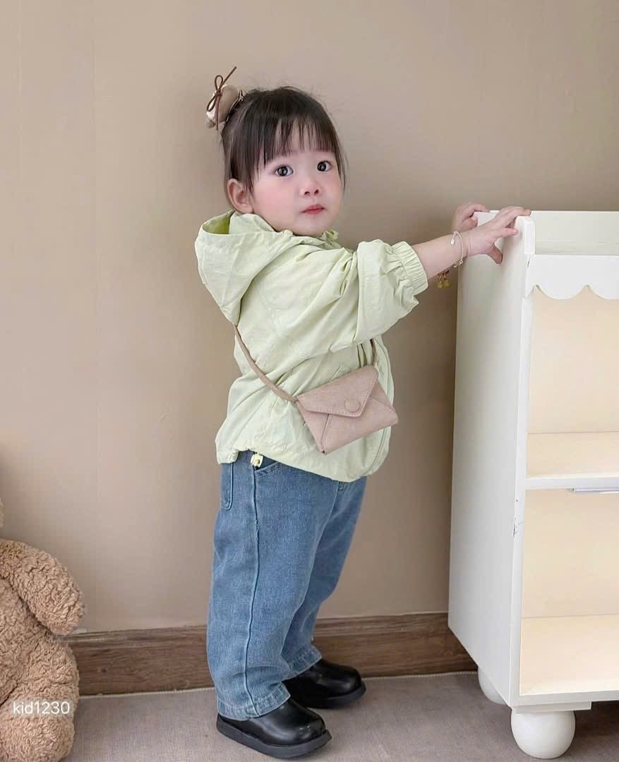 AB767 - ÁO KHOÁC GIÓ BÉ THÊU cute xanh cốm