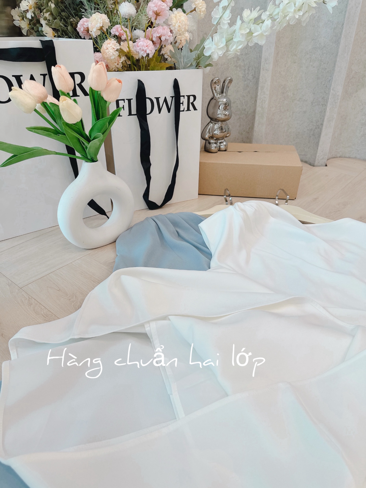 V485 - VÁY LI EO CỔ ĐỔ 2 LỚP