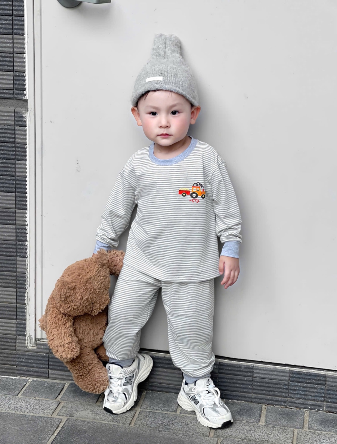 T856 - SET 2 BỘ BÉ TRAI DÀI TAY OTO kẻ trắng