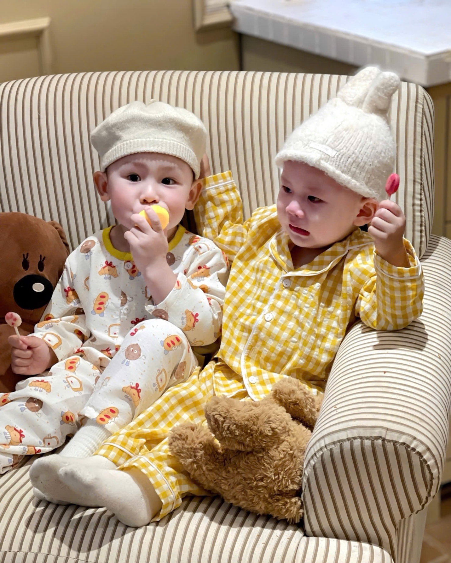 G730 - SET 2 BỘ BÉ PYJAMA DÀI TAY HOẠ TIẾT CÚN