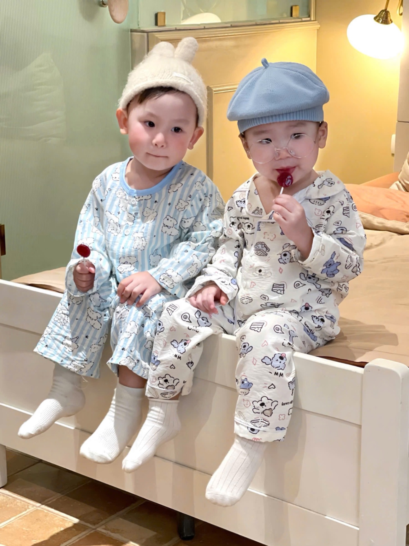 G730 - SET 2 BỘ BÉ PYJAMA DÀI TAY HOẠ TIẾT CÚN