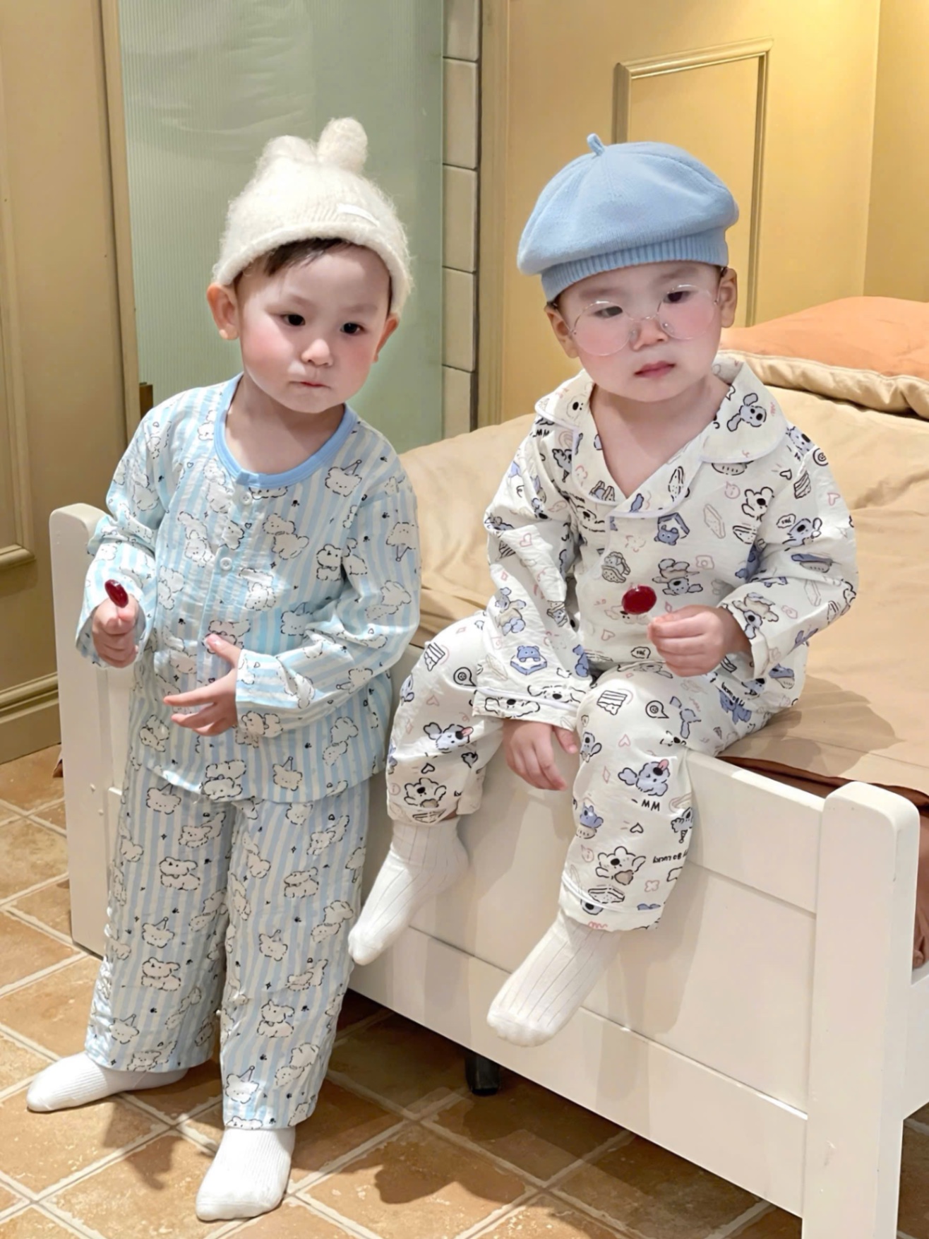 G730 - SET 2 BỘ BÉ PYJAMA DÀI TAY HOẠ TIẾT CÚN