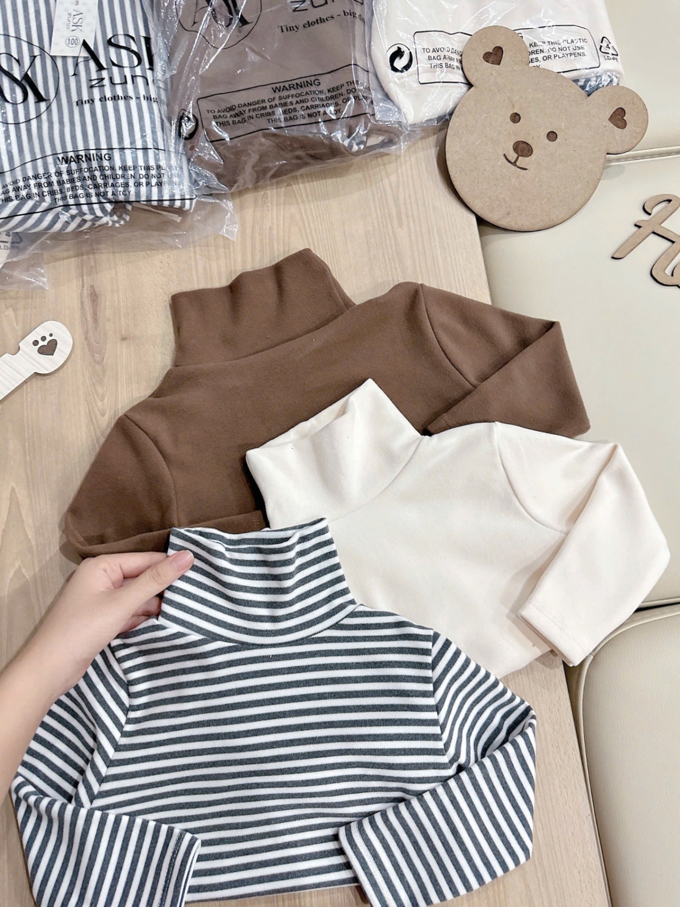 AB788 - SET 3 ÁO BÉ TRAI ZIP LÔNG nâu be kẻ