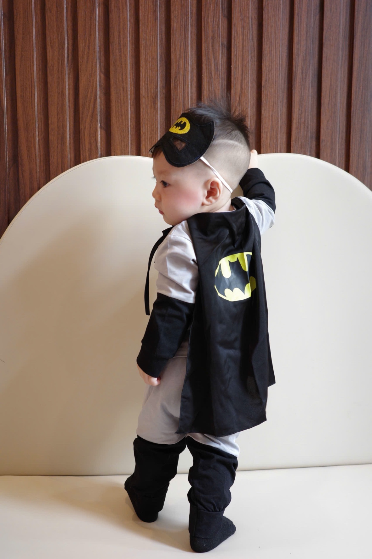 T899 - SET BÉ TRAI 4CT DÀI TAY BATMAN XÁM TAY ĐEN KÈM CHOÀNG
