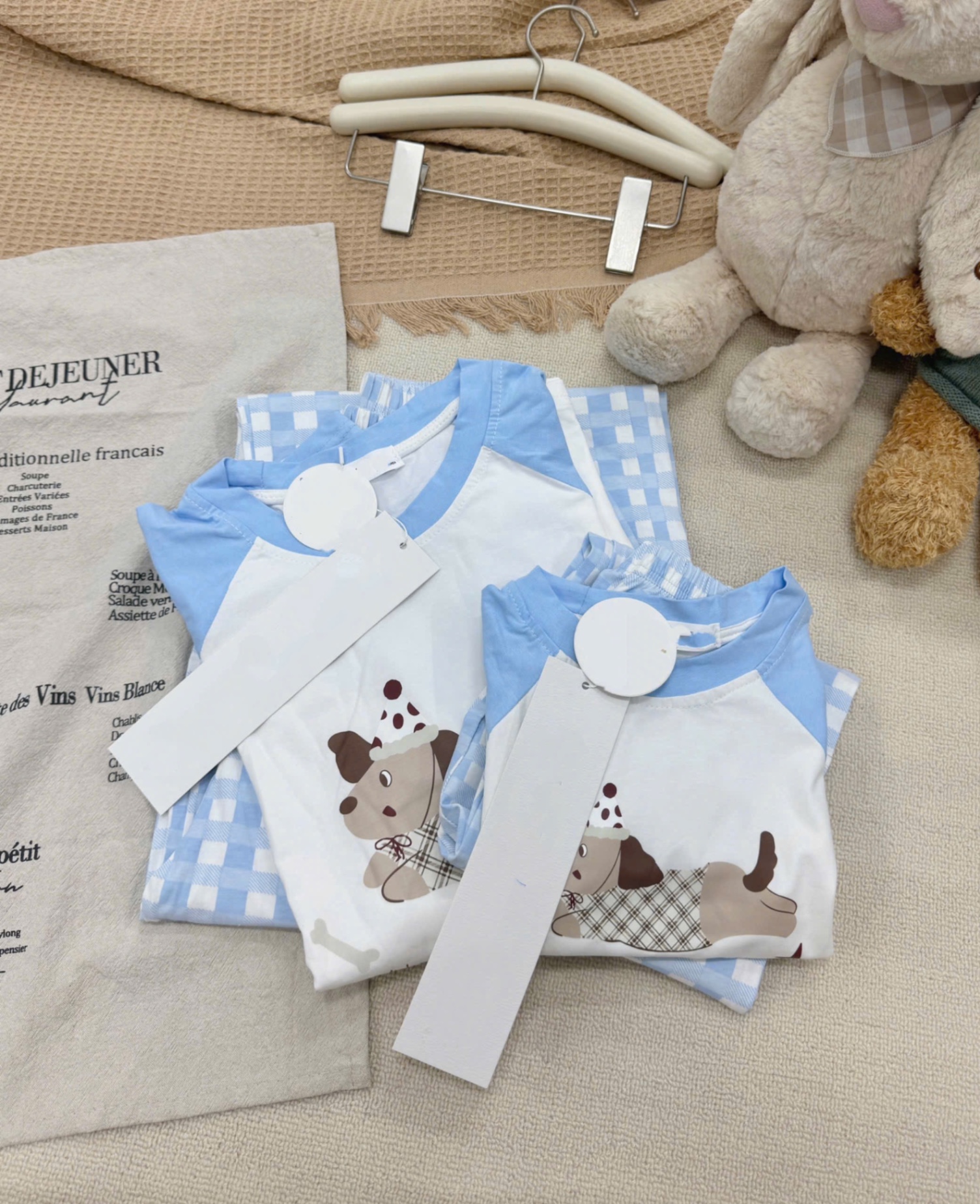 G743 - BỘ ĐÔI MẸ BÉ TRẮNG TAY XANH CHÓ Holiday