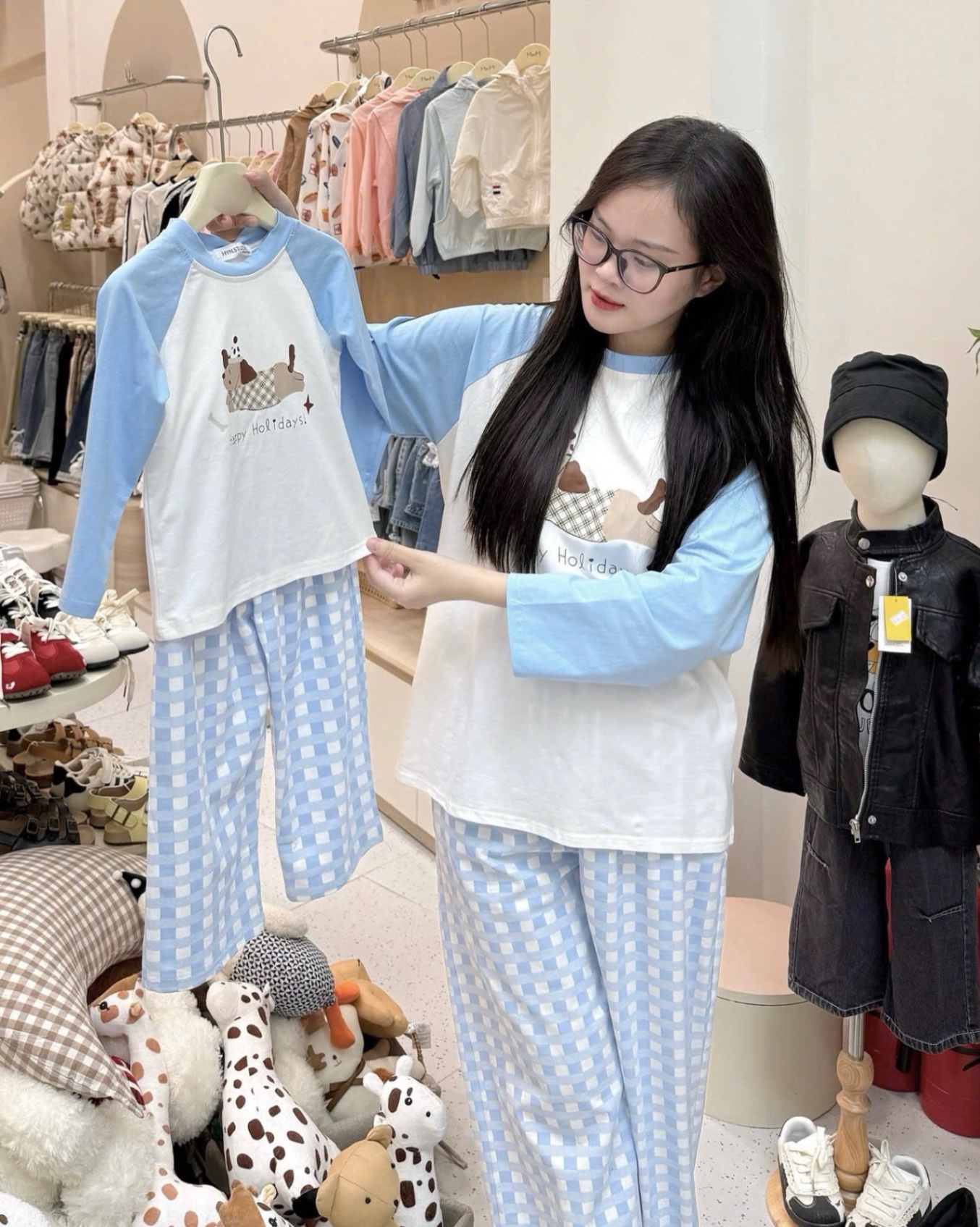 G743 - BỘ ĐÔI MẸ BÉ TRẮNG TAY XANH CHÓ Holiday