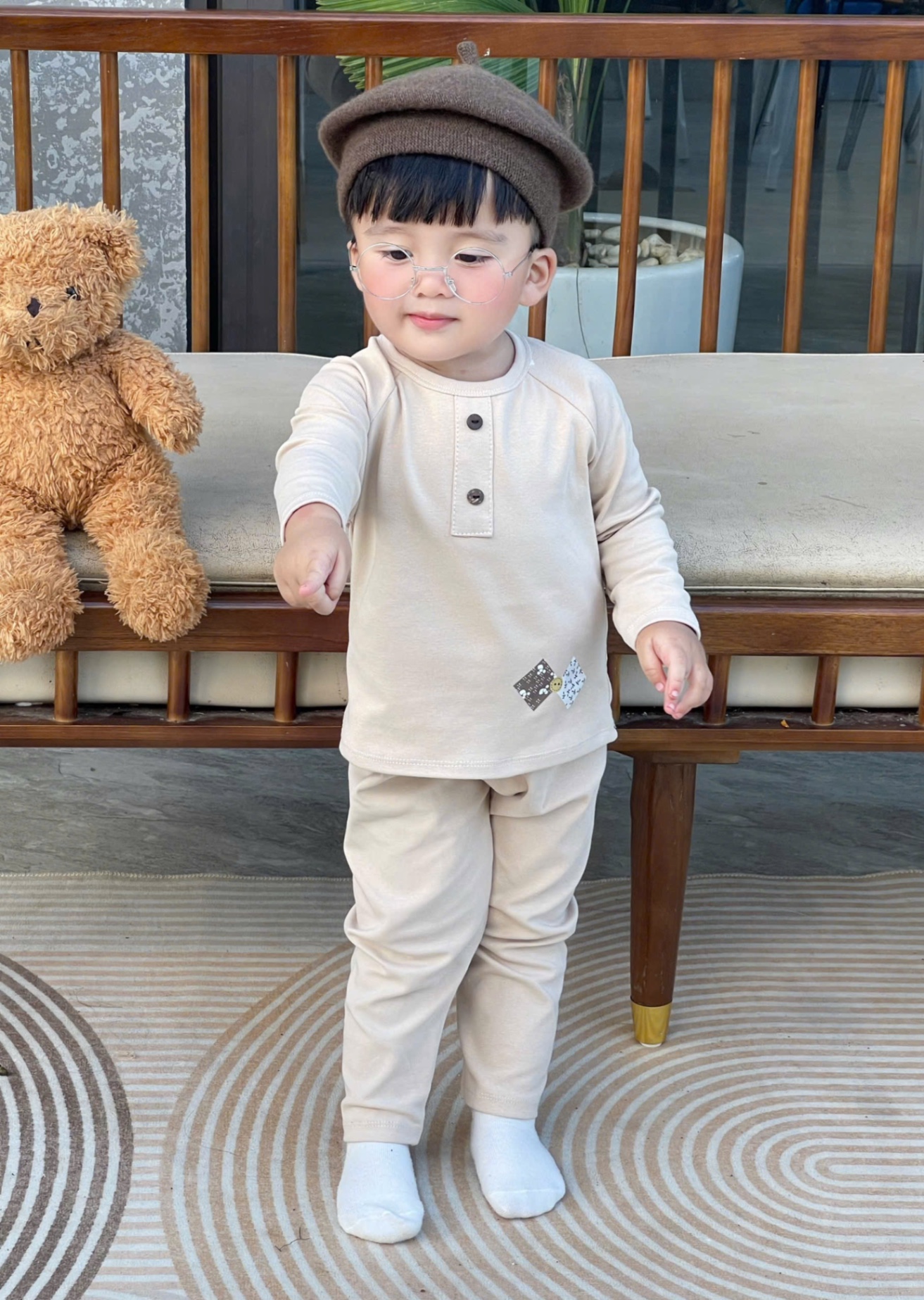 T915 - SET 2 BỘ BÉ TRAI DÀI TAY ZIP xám nâu CỔ CÚC