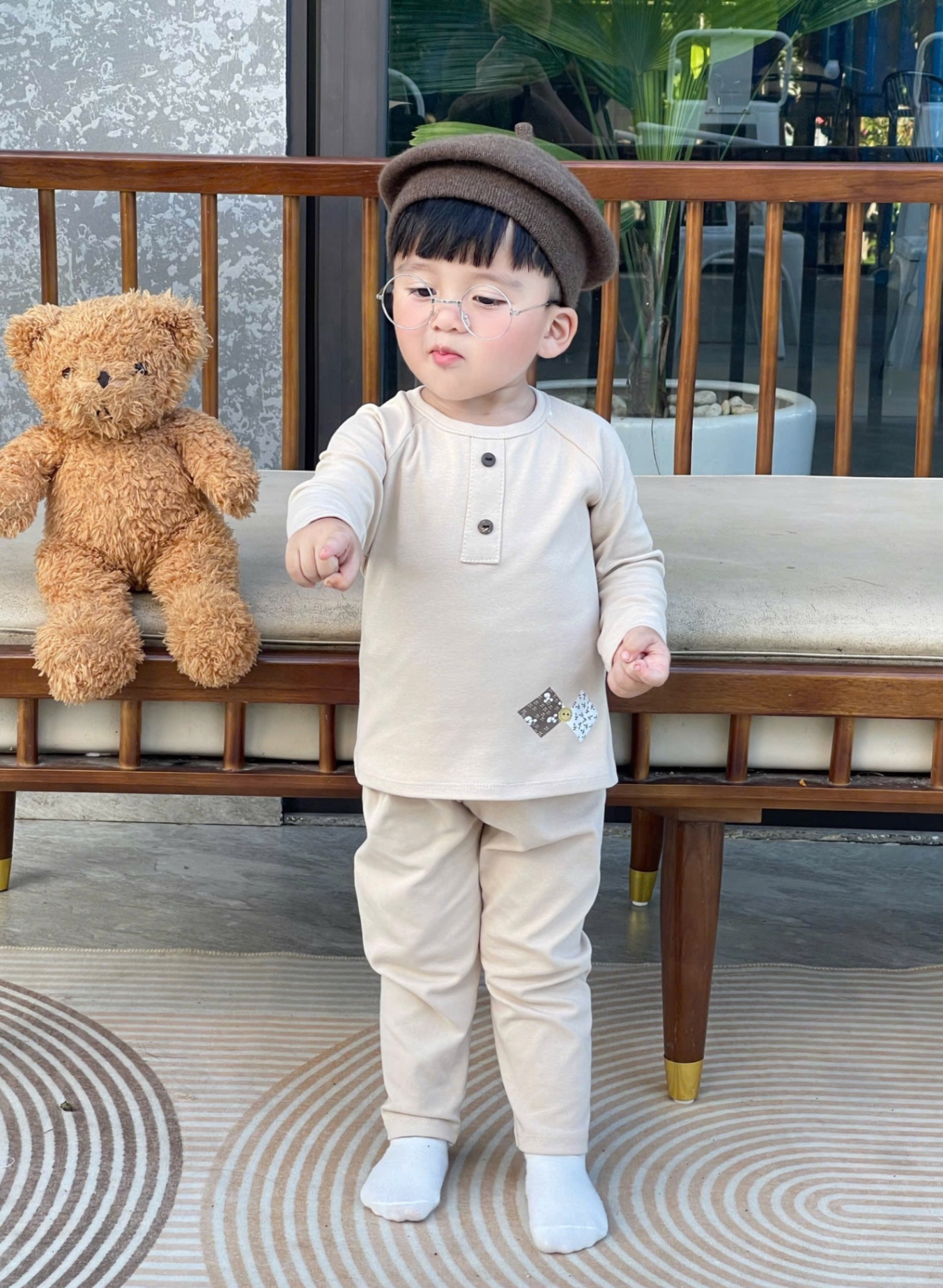T915 - SET 2 BỘ BÉ TRAI DÀI TAY ZIP xám nâu CỔ CÚC
