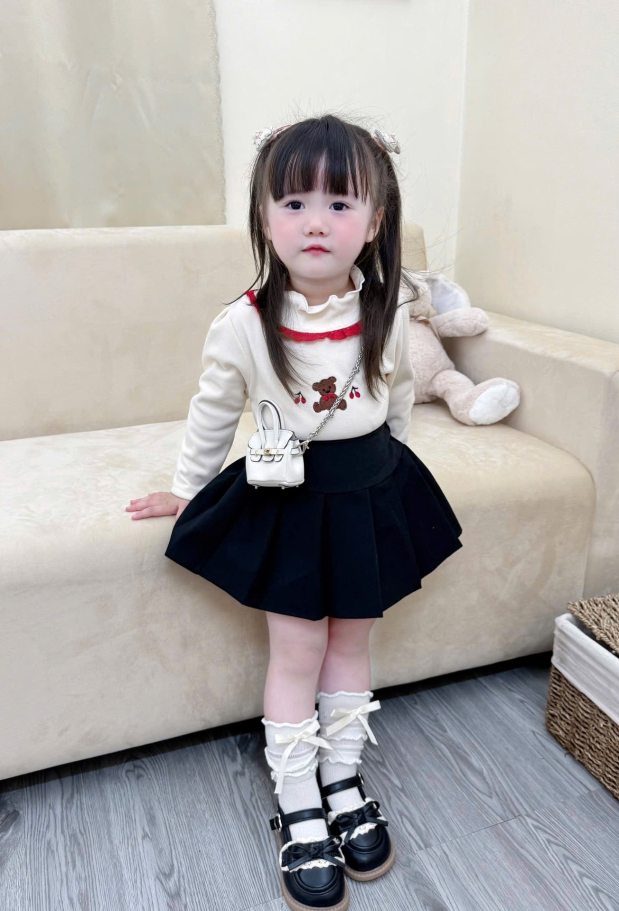 AB785 - SET 2 ÁO BÉ GÁI ZIP LÔNG CỔ BÈO THÊU GẤU hồng be