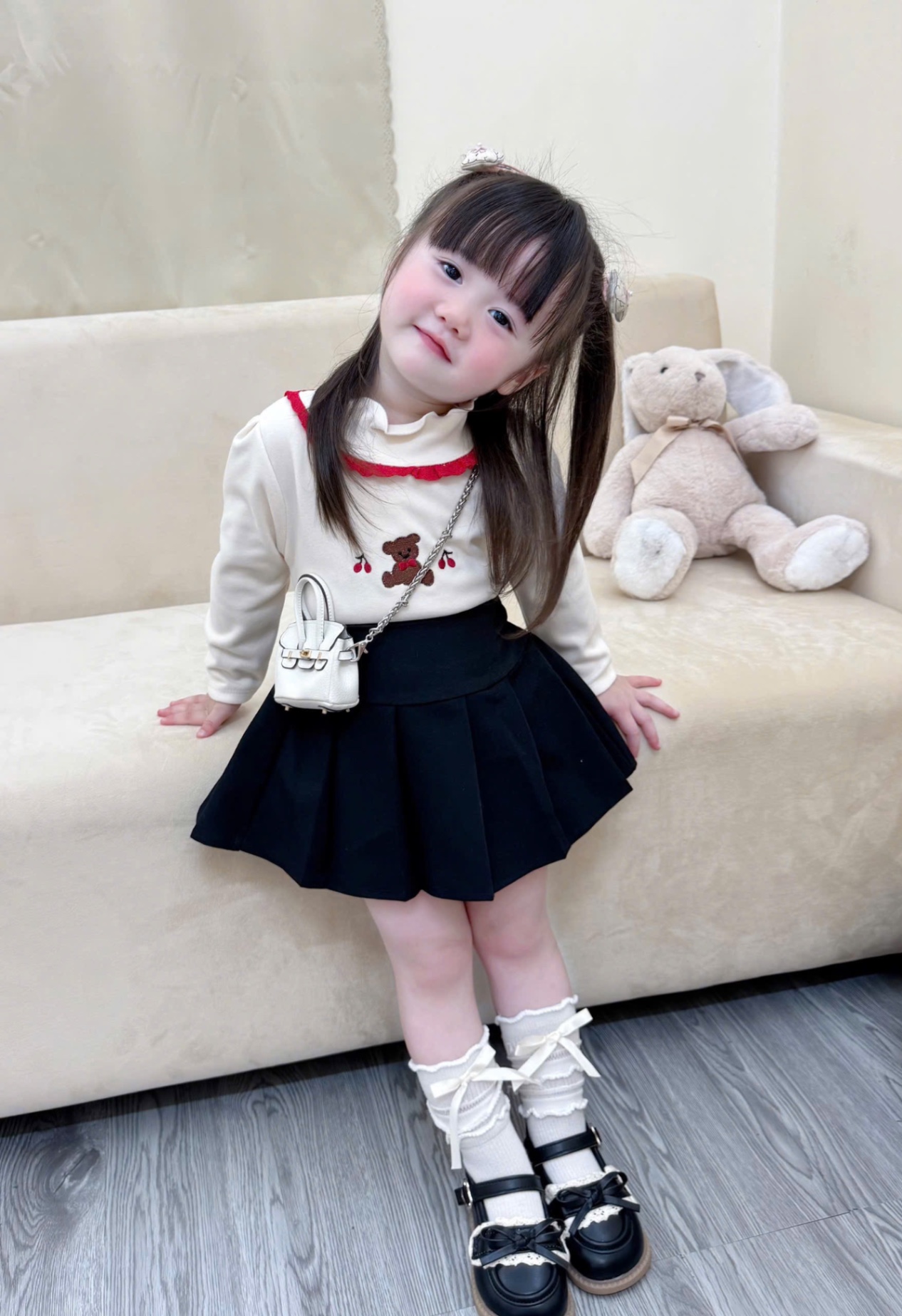 AB785 - SET 2 ÁO BÉ GÁI ZIP LÔNG CỔ BÈO THÊU GẤU hồng be