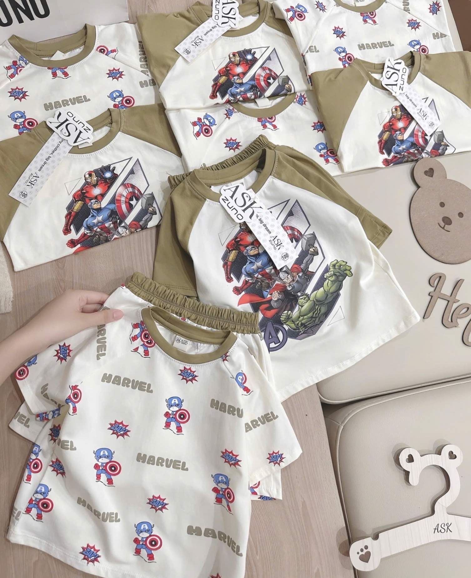 T936 - SET 2 BỘ ĐÙI BÉ TRAI MARVEL TRẮNG TAY RÊU