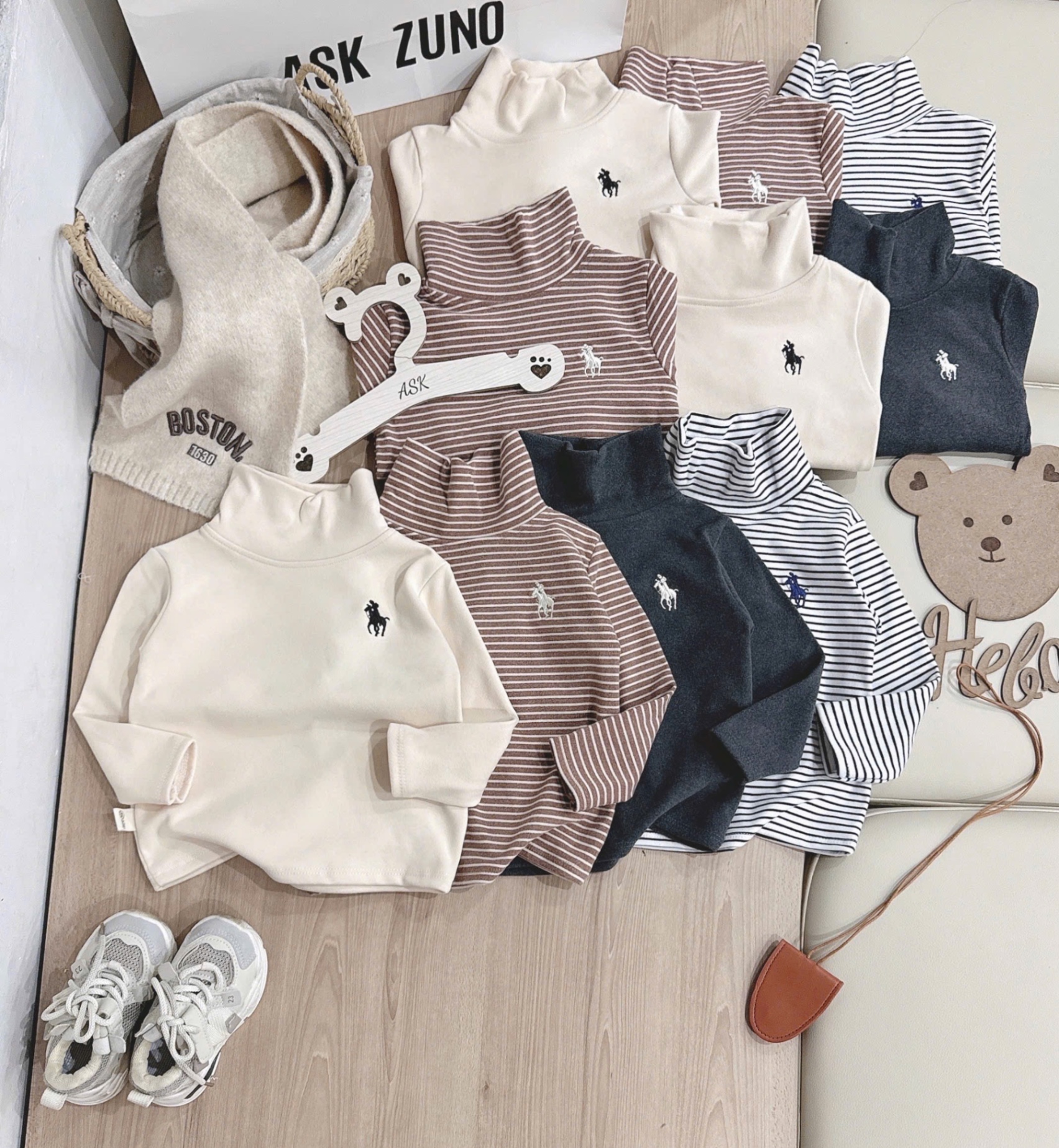 AB793 - SET 4 ÁO BÉ TRAI ZIP LÔNG CỔ LỌ THÊU KỊ SĨ