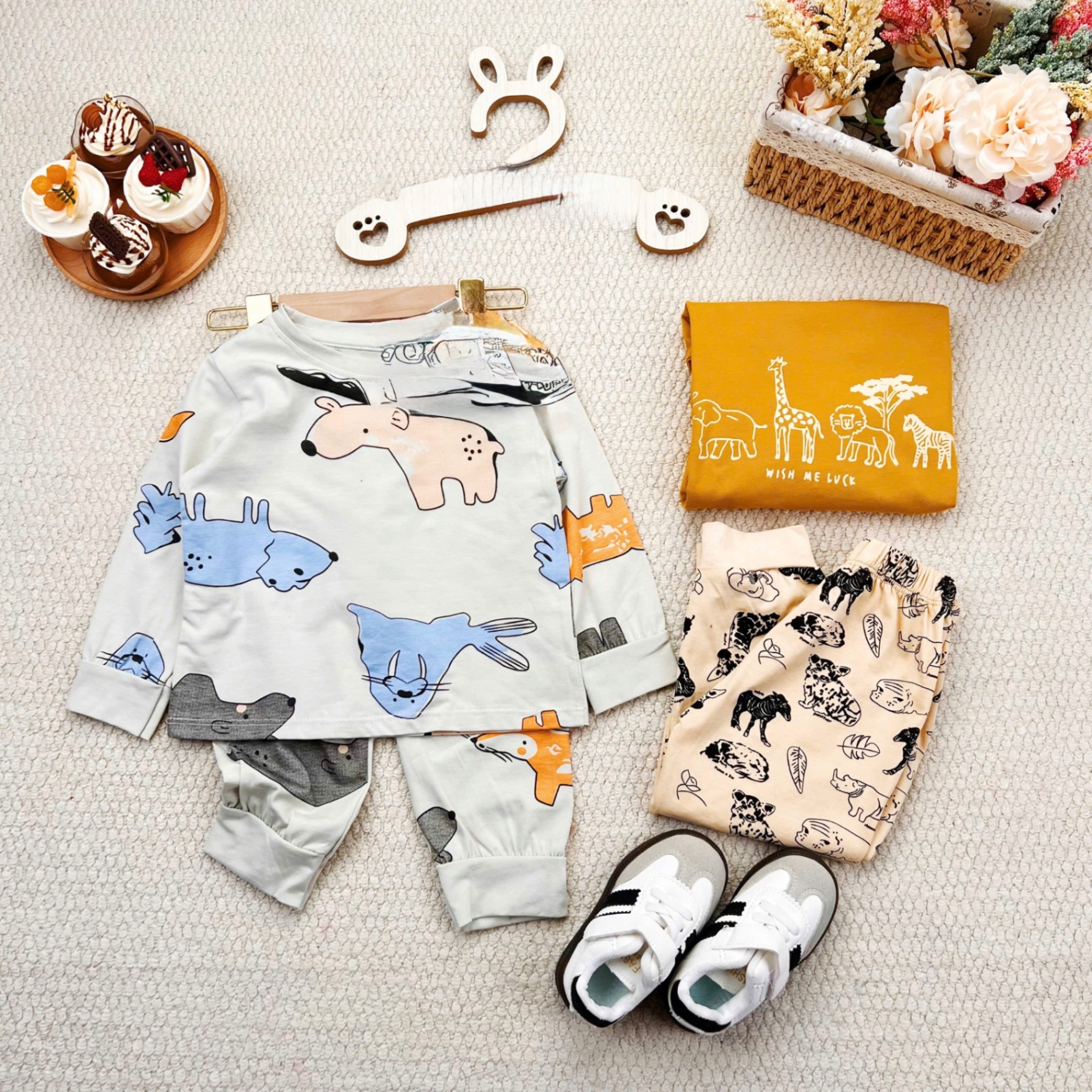 T938 - SET 2 BỘ BÉ TRAI DÀI TAY HÌNH THÚ vàng be