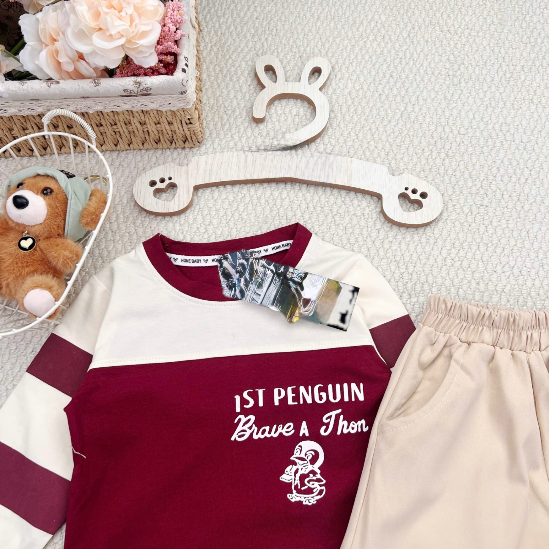 T941 - BỘ BÉ TRAI DÀI TAY ÁO ĐỎ PHỐI BE PENGUIN QUẦN BE