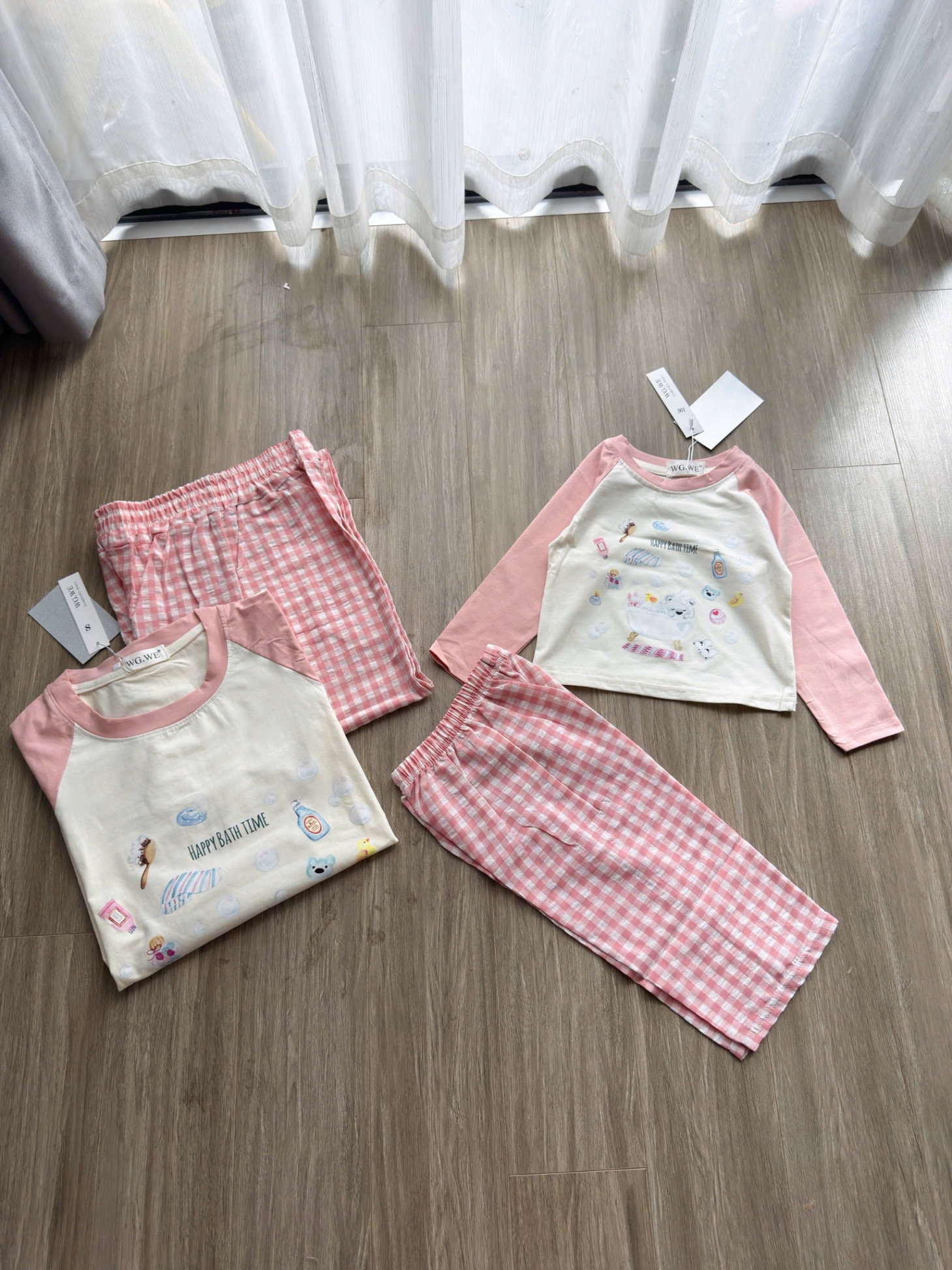 G759 - SET ĐÔI MẸ BÉ ÁO BE TAY HỒNG QUẦN KẺ