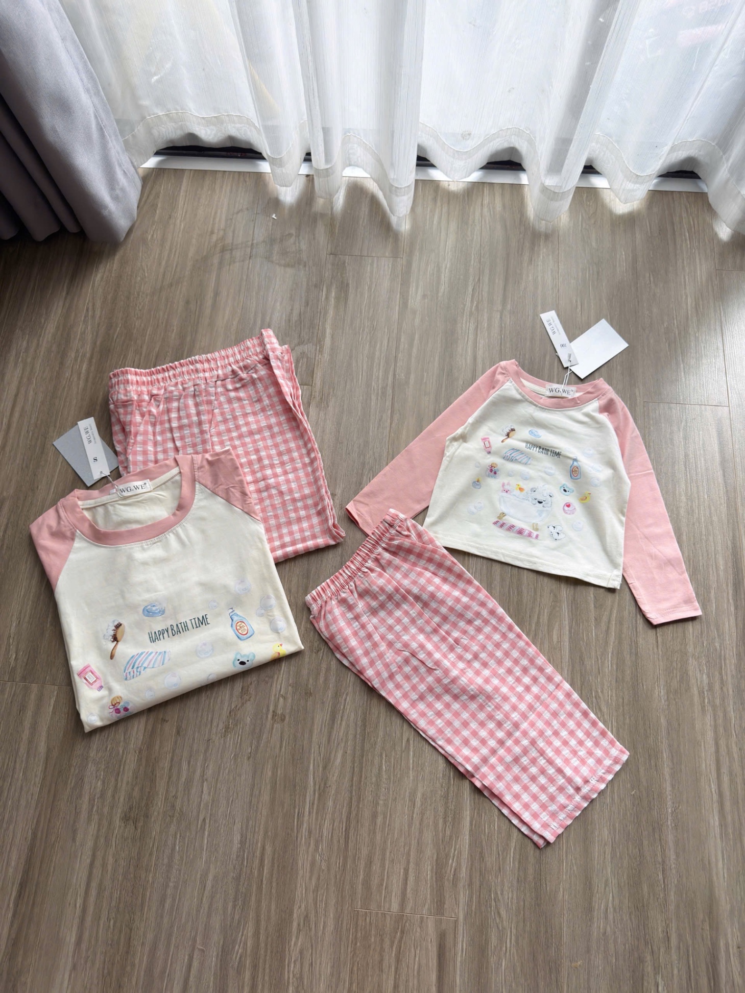 G759 - SET ĐÔI MẸ BÉ ÁO BE TAY HỒNG QUẦN KẺ